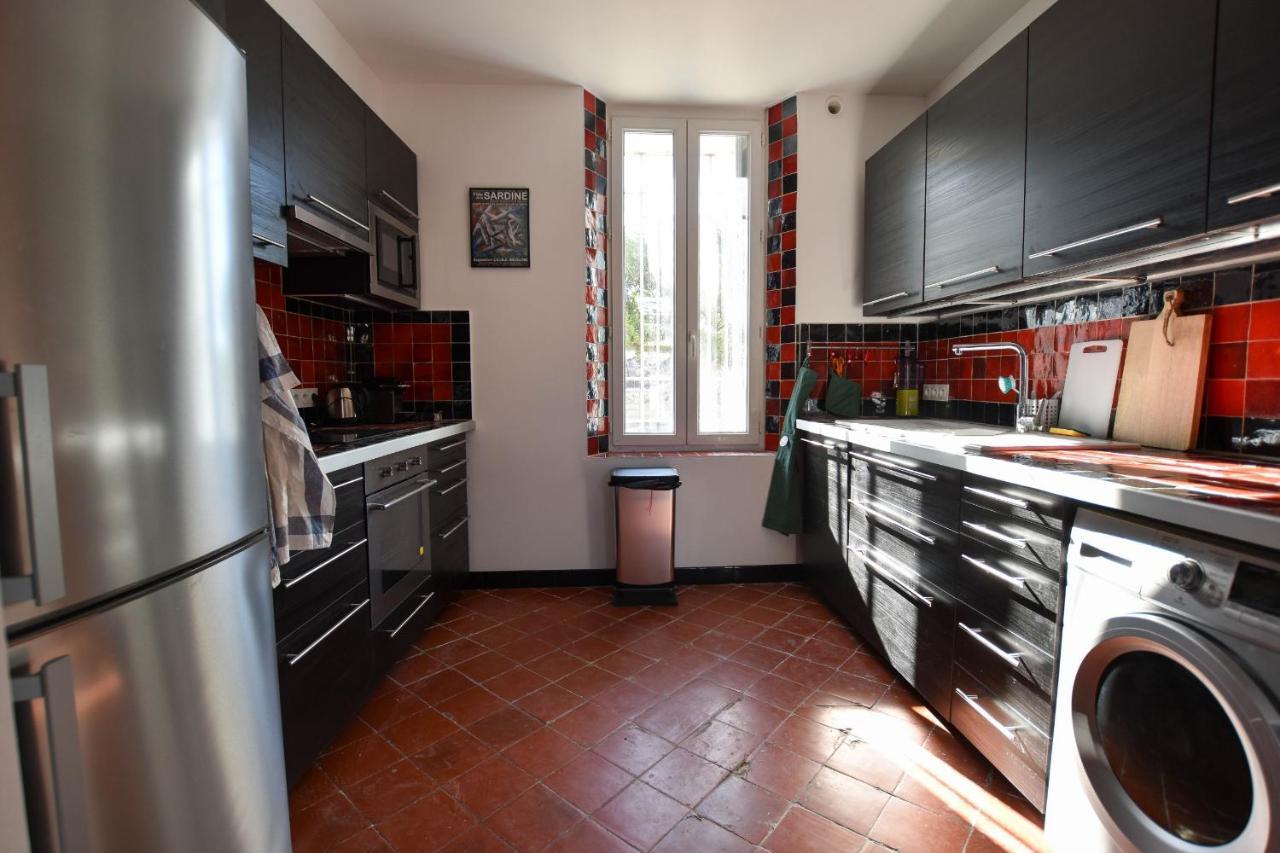 Micoulet, Parking - Clim Villa Arles Exterior photo